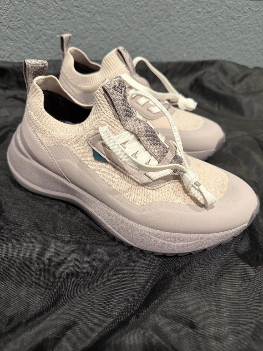 Vessi Stormburst Light Quartzite Waterproof Knit Sneakers, Women sz 6